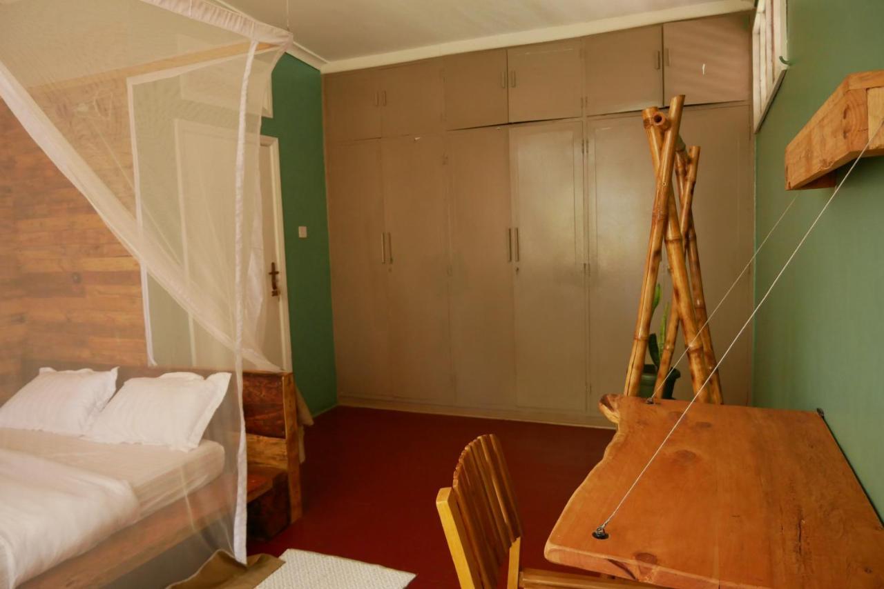 A Pousada Jinja Backpackers Exterior foto
